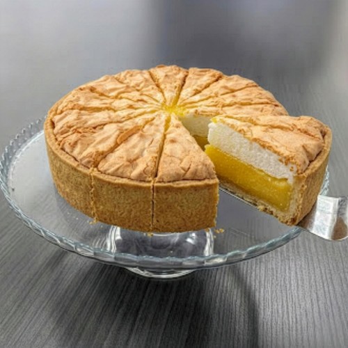 Whole Lemon Meringue Cake (14 Slices)   FTO