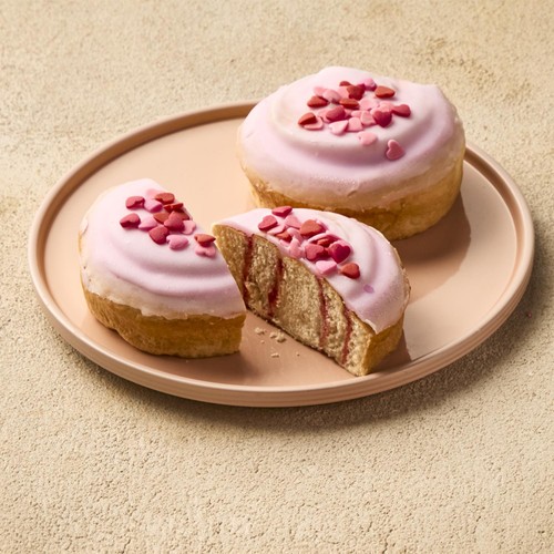 Morrisons Heart Raspberry Swirl Buns   2 Pack
