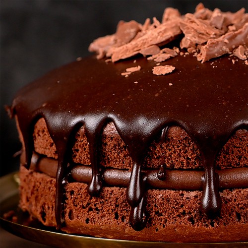 Mr Kipling Signature Baking Chocolate Fudge Fill & Glaze Cake Icing 400g