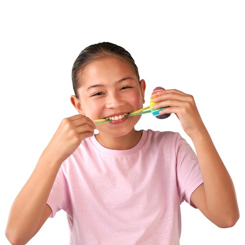 Gumi Yum Surprise Egg Wildlife White 22g