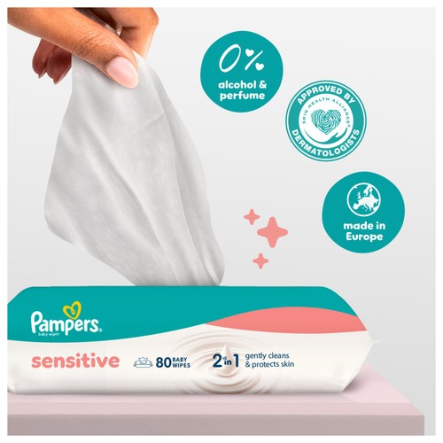 Pampers Sensitive 2 In 1 Baby Wipes 12 x 52 Pack