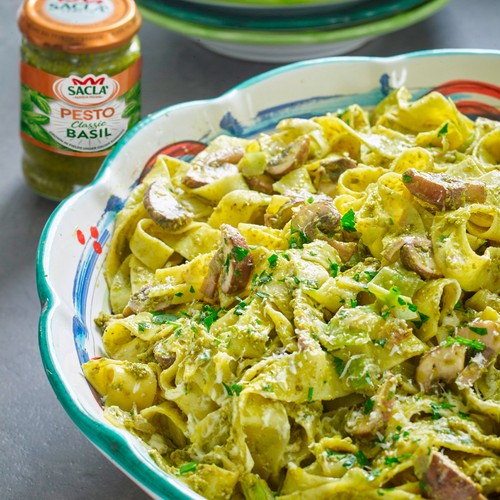 Sacla' Classic Basil Pesto 190g