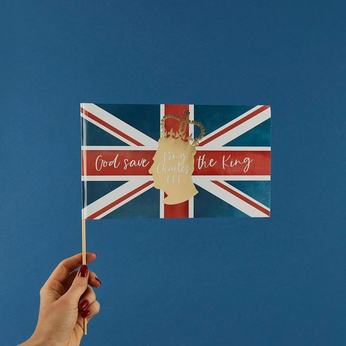 Club Green King Charles Flags