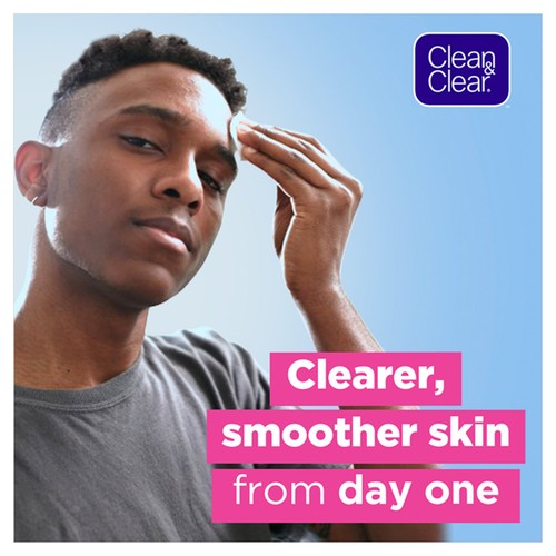 Clean & Clear Exfoliating Daily Wash