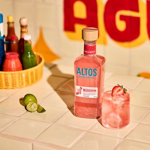 Olmeca Altos Strawberry Margarita 75cl