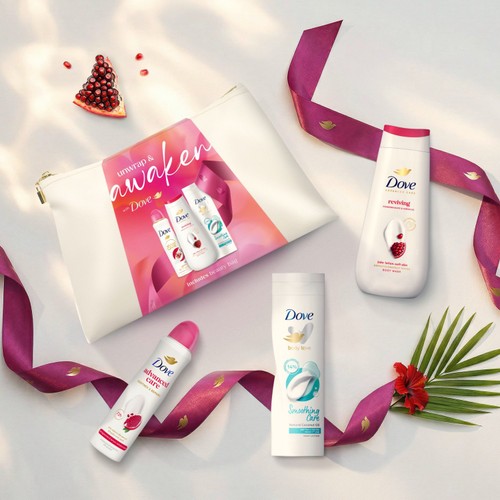 Dove Awaken Beauty Bag Gift Set