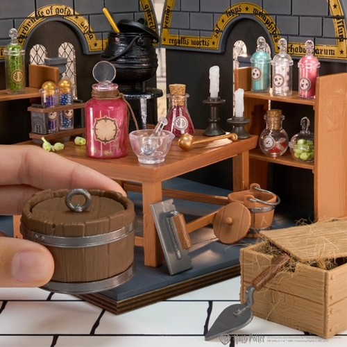 MGA's Miniverse Make It Mini Harry Potter Build It Set
