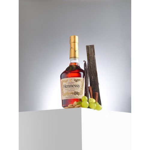 543[未開栓］Hennessy V.S.O.P COGNAC Hennessy VSOP Cognac 70cl | Sainsbury's