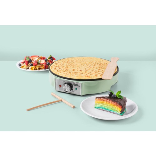Giles & Posner Crepe Maker With Tool Green