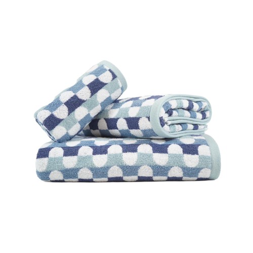 Nutmeg Home Blue Dot Stripe Bath Towel