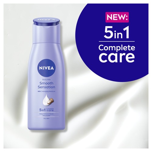 NIVEA Irresistibly Smooth Body Lotion for Dry Skin