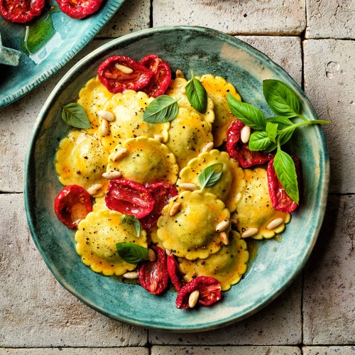 La Famiglia Rana Basil & Pine Nut Pesto Ravioli 250g