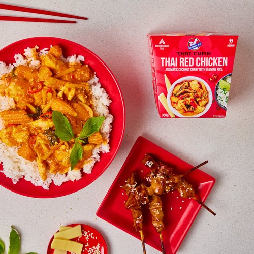 Kitchen Joy Thai Red Chicken Aromatic Coconut Curry With Jasmine Rice 350g