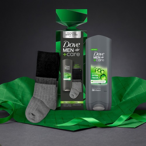 Dove Men+Care Refresh Care Body Wash & Socks Gift Set