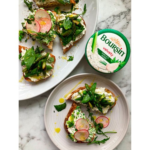 Boursin Velvety Garlic & Herbs Spreadable Soft Cream Cheese 