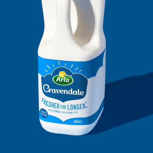 Cravendale Filtered Fresh Whole Milk Fresher for Longer 2L