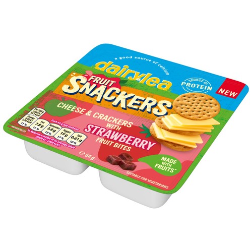 Dairylea Snackers Cheese & Crackers with Strawberry Fruit Bites Snack 64g