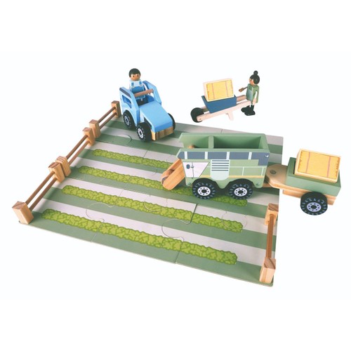 Ollie & Grace Farm Set With Tractor