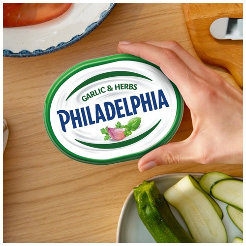 Philadelphia Garlic & Herbs Soft Cream Cheese 165g