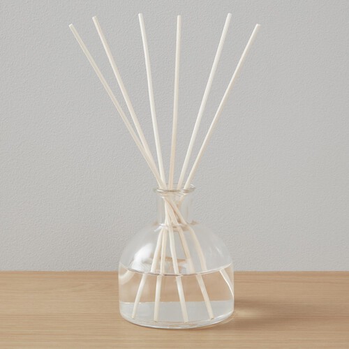 Morrisons Magnolia & Velvet Peony Reed Diffuser