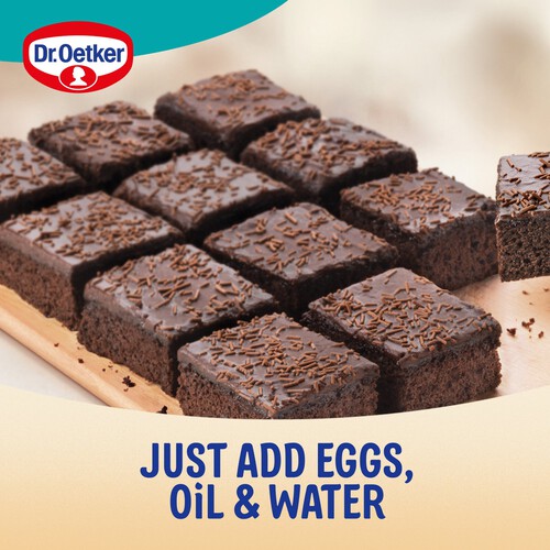 Dr. Oetker Chocolate Old School Tray Bake