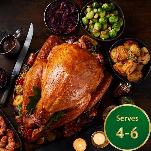 Morrisons Frozen Small Whole Basted Turkey with Giblets 2.6-3.89 kg