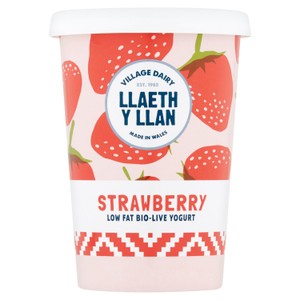Village Dairy Llaeth Y Llan Strawberry Yogurt   450g