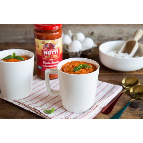 Mutti Tomato Pasta Sauce with Parmigiano Reggiano 400g