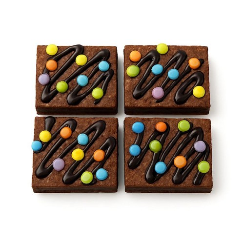 Morrisons Brownie With Rainbow Bean & Chocolate Sauce 4 Pack