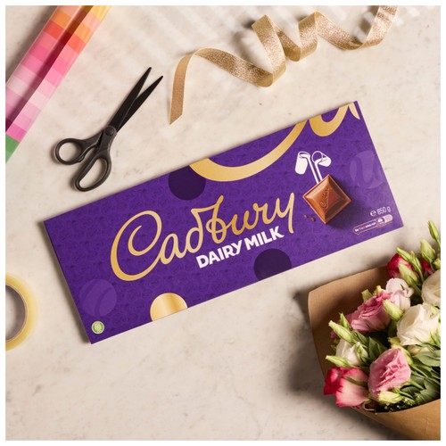 Cadbury Dairy Milk Chocolate 850g