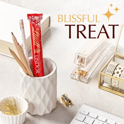 Lindt Lindor Milk Chocolate Treat Bar 38g
