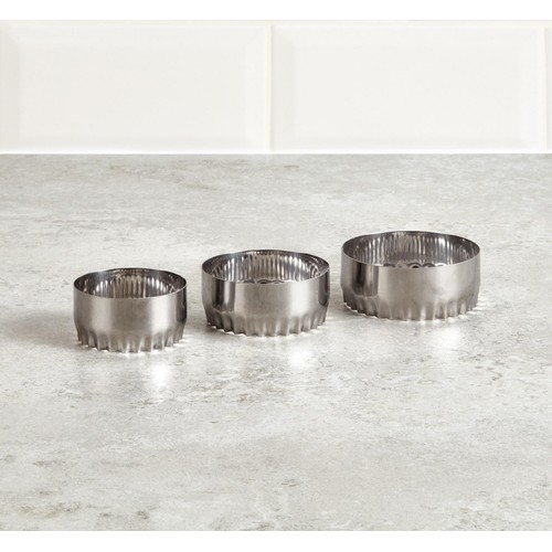 Morrisons stainless steel reversible round cutters