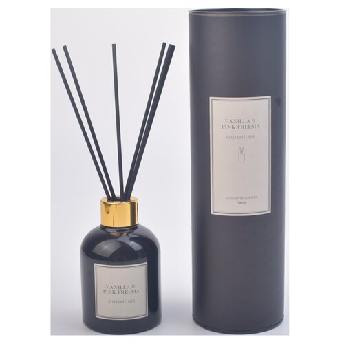 Nutmeg Home Reed Diffuser Vanilla & Pink Freesia Black Tube 150ml