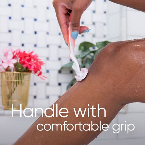 Venus Comfortglide Spa Breeze Razor Starter Pack- Handle + 3 Blades