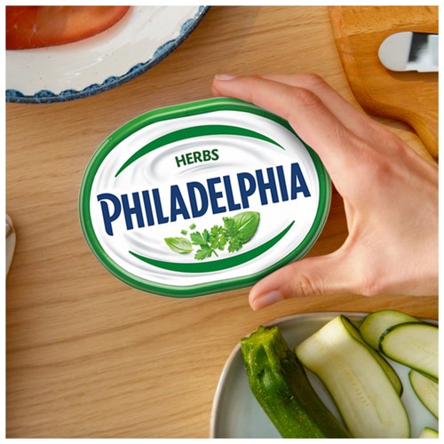Philadelphia Garlic & Herbs Soft Cheese Family Pack