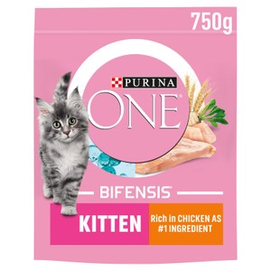 Purina ONE Light Dry Cat Food Rich in Chicken 750g