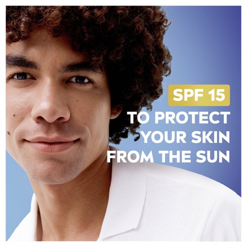 NIVEA MEN Sensitive Moisturiser SPF15