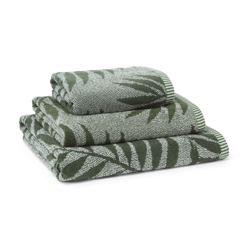 Nutmeg Home Green Palm Bath Sheet