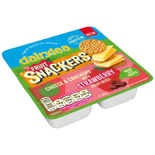 Dairylea Snackers Cheese & Crackers with Strawberry Fruit Bites Snack 64g