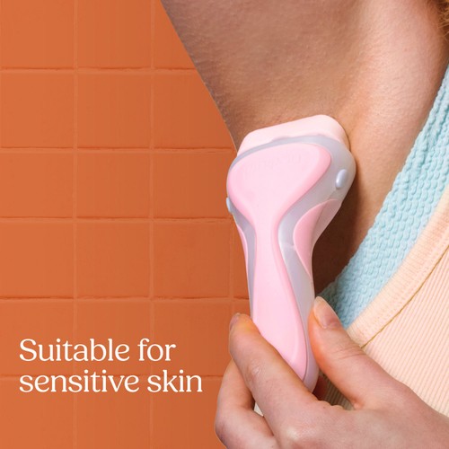 Wilkinson Sword Intuition Ultra Moisture Women's Razor