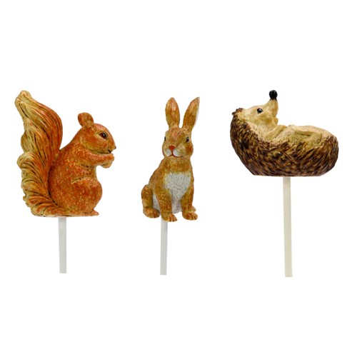 Nutmeg Animal Stakes