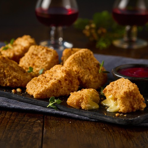 Morrisons The Best Coated Brie Wedges & Cranberry Dip 320g