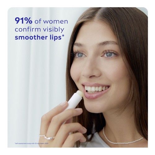 NIVEA Hyaluron Moisture Plus Lip Balm  5.2g