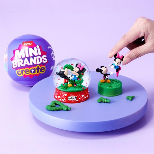 Snow Globes Disney Capsule
