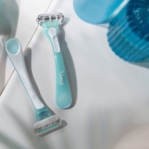 Gillette Venus Sensitive Disposable Razors 