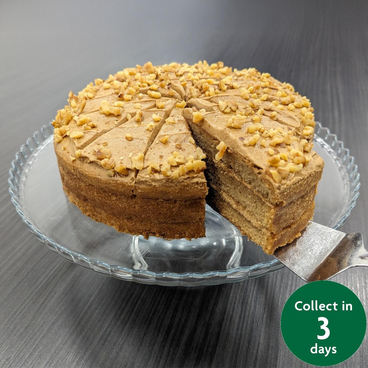 Whole Coffee And Walnut Cake (14 Slices) FTO