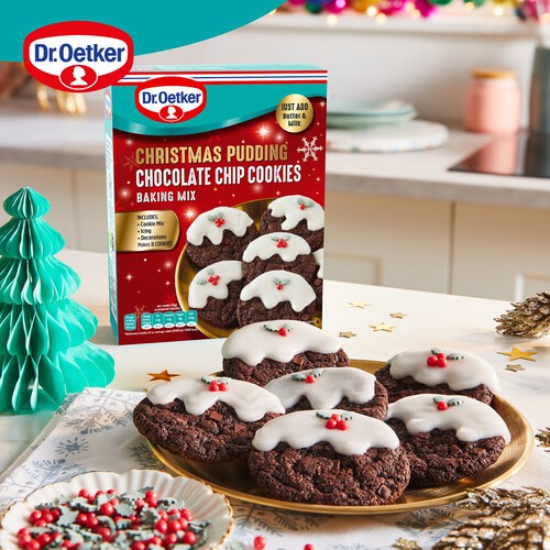 Dr. Oetker Christmas Pudding Chocolate Chip Cookies 