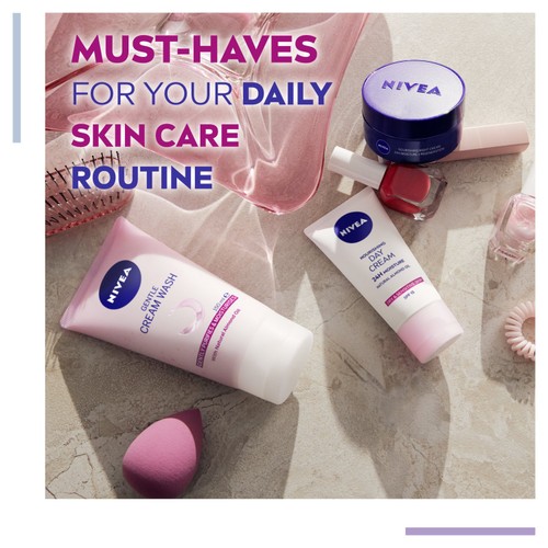 NIVEA Nourishing Night Cream Moisturiser Dry & Sensitive Skin 50ml
