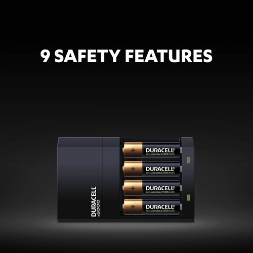 Duracell Battery Charger Charges In 4 Hours With 2 AA And 2 AAA Batteries 