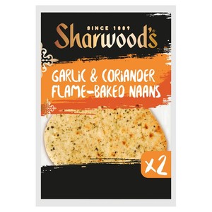 Sharwood's Indian Sides Garlic & Coriander Flame-Baked Naan Breads 2 Pack